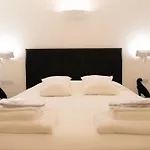 The White Knight Premium Boutique Hotel Ghajnsielem