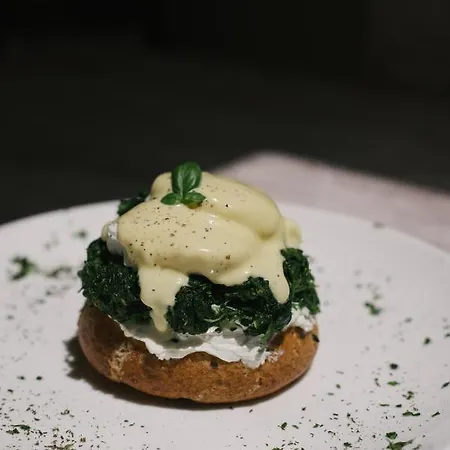 Hotel The White Knight Premium Boutique *