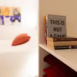 Hotel The White Knight Premium Boutique *