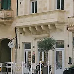 The White Knight Premium Boutique Għajnsielem