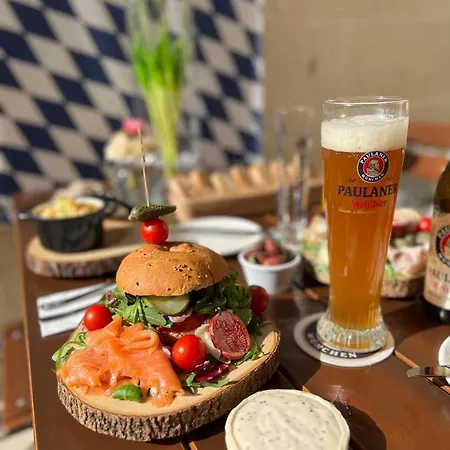 The White Knight Premium Boutique Otel Għajnsielem