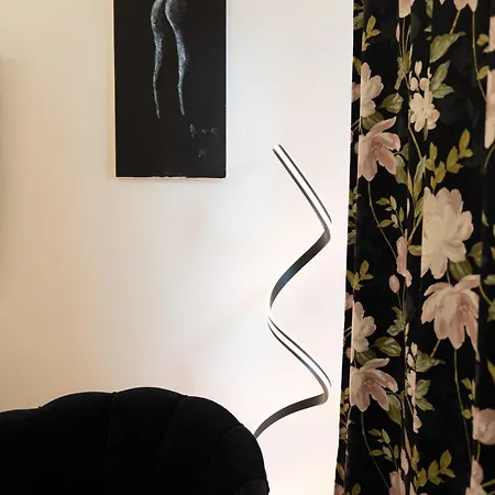 The White Knight Premium Boutique Hotel *