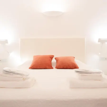 The White Knight Premium Boutique Hotel Għajnsielem
