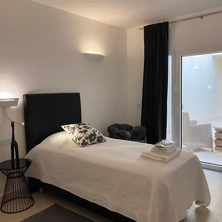 Hotel The White Knight Premium Boutique Għajnsielem