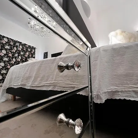The White Knight Premium Boutique Hotel *