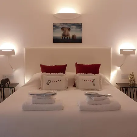 The White Knight Premium Boutique Hotel *