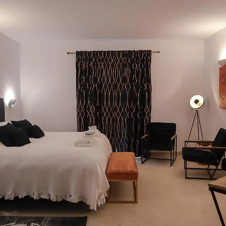 Otel The White Knight Premium Boutique