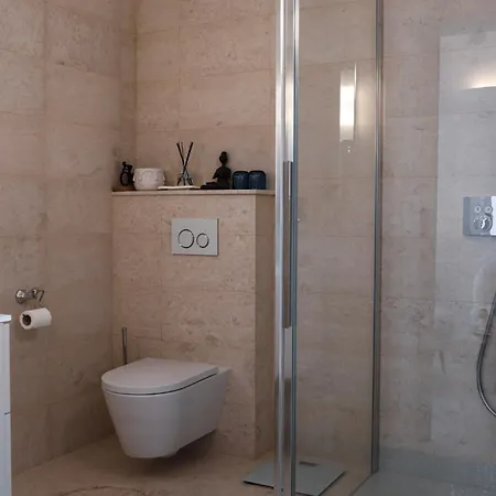 The White Knight Premium Boutique Otel Għajnsielem