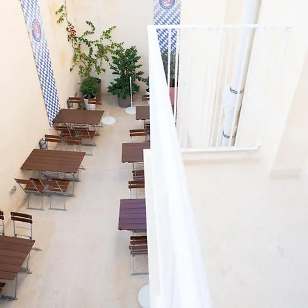 The White Knight Premium Boutique Otel *