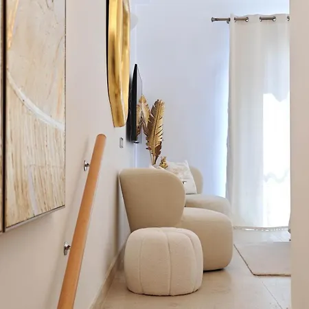 The White Knight Premium Boutique Otel *