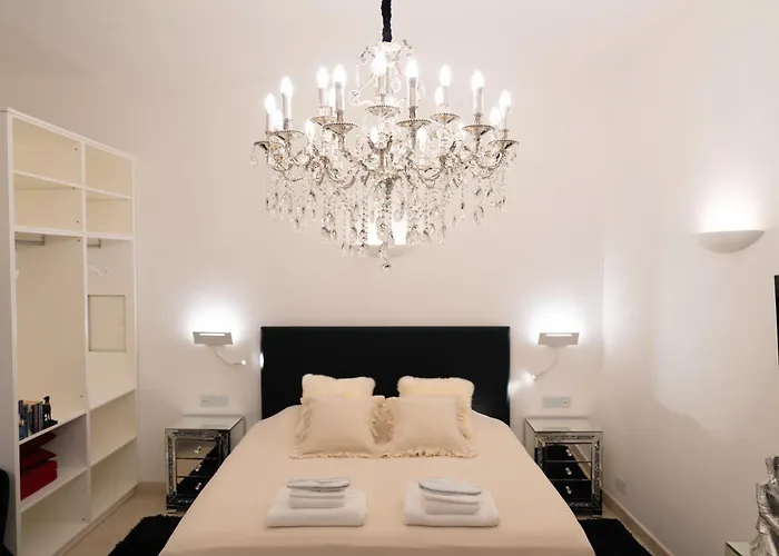 호텔 The White Knight Premium Boutique