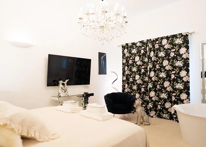 The White Knight Premium Boutique 호텔 *