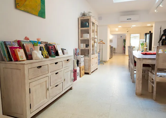 The White Knight Premium Boutique 호텔 Għajnsielem