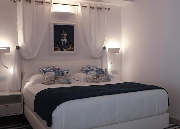 The White Knight Premium Boutique Għajnsielem