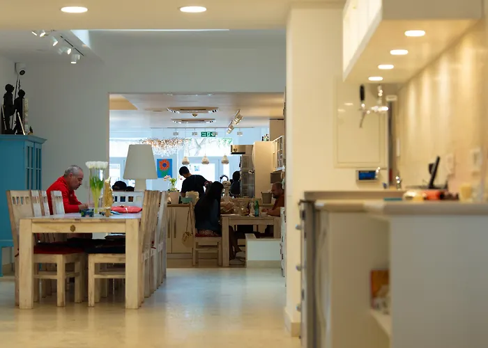 호텔 The White Knight Premium Boutique