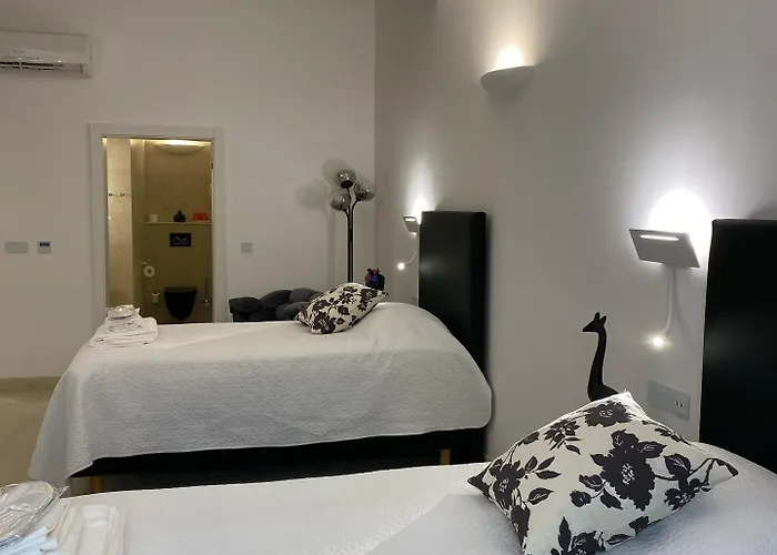 호텔 The White Knight Premium Boutique Għajnsielem